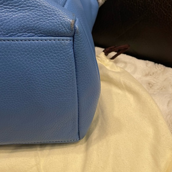 🎀 Beautiful blue, soft, leather, Tommy Hilfiger satchel!!🎀 - Picture 4 of 6